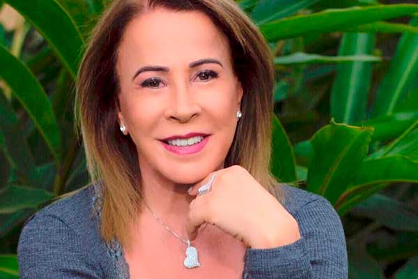 Zilu reúne todos os filhos em foto rara e filosofa
