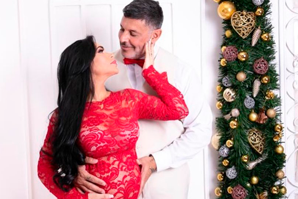 Ela chegou! Fabi Frota mostra fotos inéditas do parto de Bella