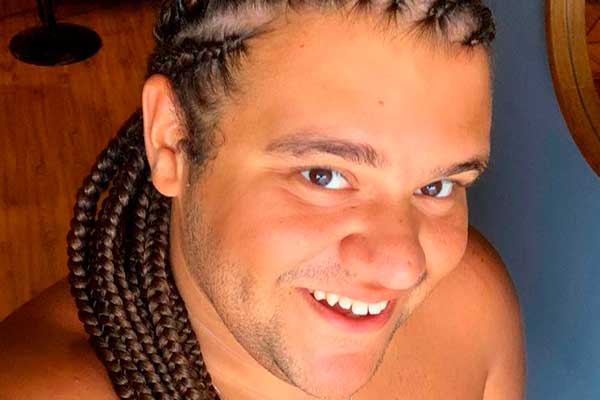 Gominho surge mais magro e fica praticamente irreconhecível