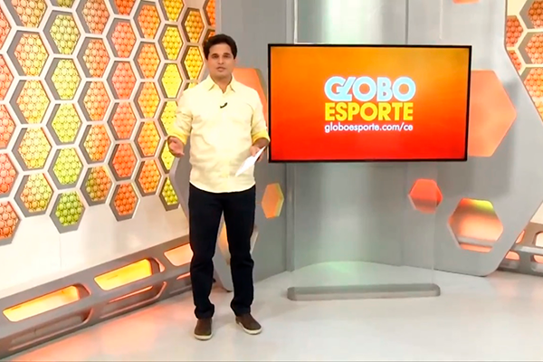 Apresentador pede demissão ao vivo: ´Não abro mão do respeito´
