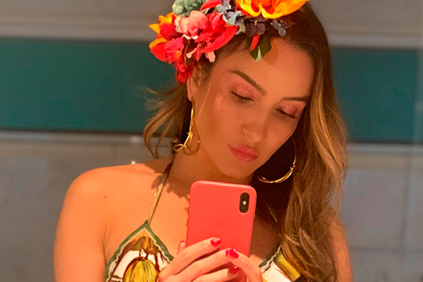 Grávida de Bela, Claudia Leitte desabafa sobre mudanças no corpo