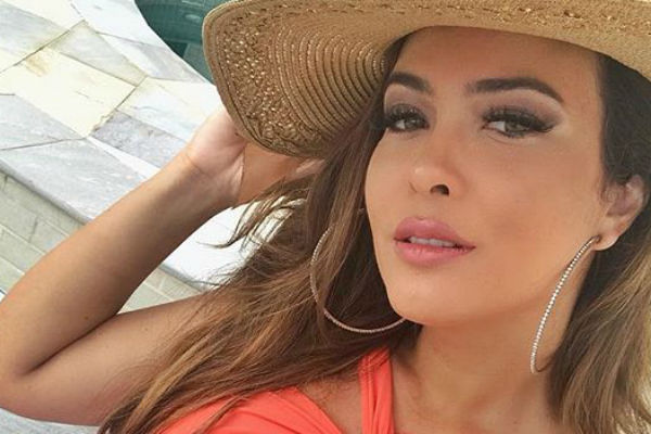 Geisy Arruda expõe marquinha de sol OUSADA no Instagram