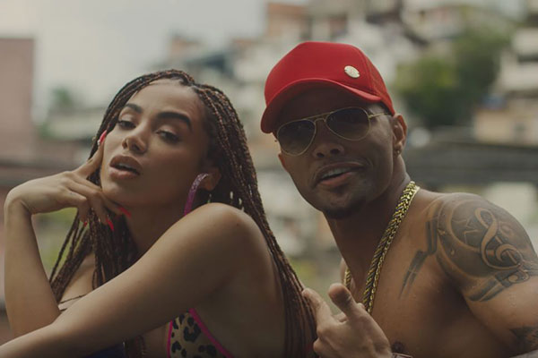 MC Zaac mostra pela primeira vez o rostinho da filha