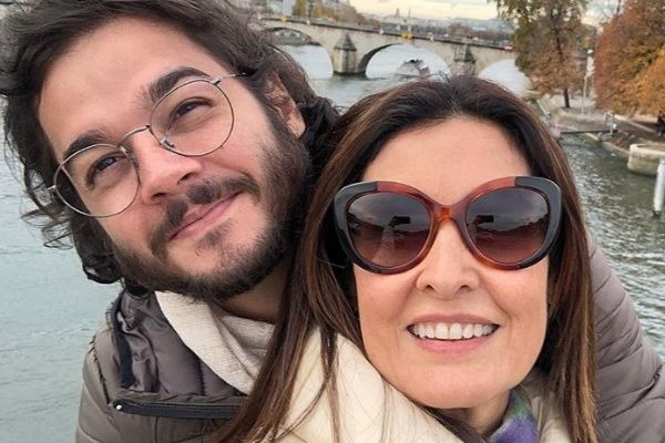 Disfarçados, Fátima Bernardes e namorado caem na folia e fantasias surpreendem!