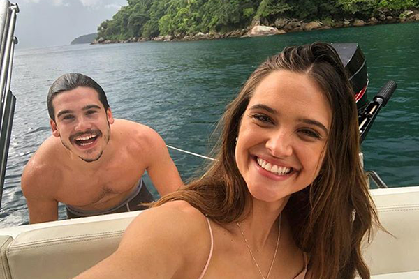 Juliana Paiva abre o coração e fala sobre namoro com Nicolas Prattes