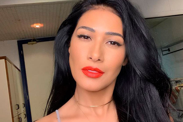 Simaria aposta em corte long bob e deixa fãs chocados