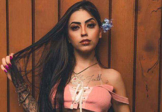 Após término MUITO conturbado, MC Mirella volta com o ex-namorado
