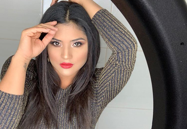 Mileide Mihaile é flagrada em clima de romance com Wallas Arrais
