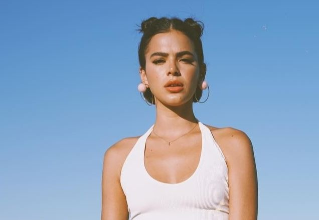Bruna Marquezine engata romance com ex de Anitta? Confira!