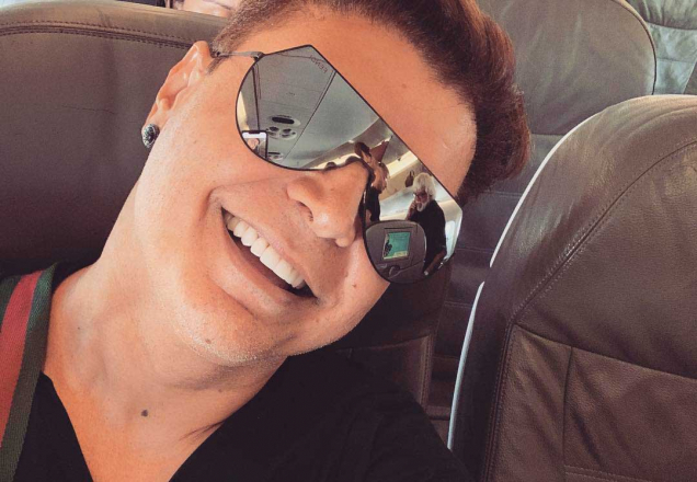 Após polêmica com Preta Gil, David Brazil tem carro riscado