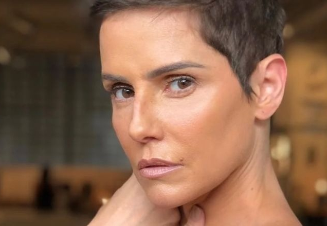 Deborah Secco doa casa para família carente e emociona com atitude nobre