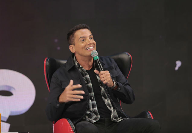 Leo Dias revela trecho removido do livro "Furacão Anitta"