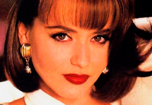 Gaby Spanic é atriz mexicana que deu vida à Paola Bracho e Paulina em A Usurpadora