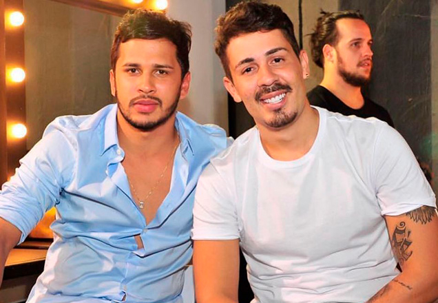 Carlinhos Maia e Lucas Guimarães ganham alianças de Tirulipa