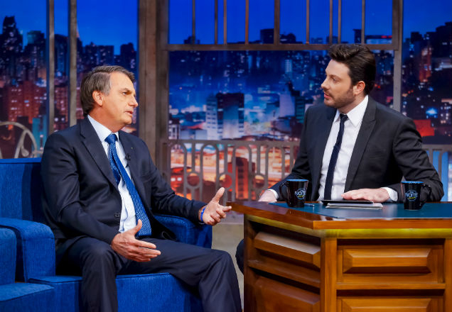 Danilo Gentili entrevista o presidente Jair Bolsonaro no The Noite
