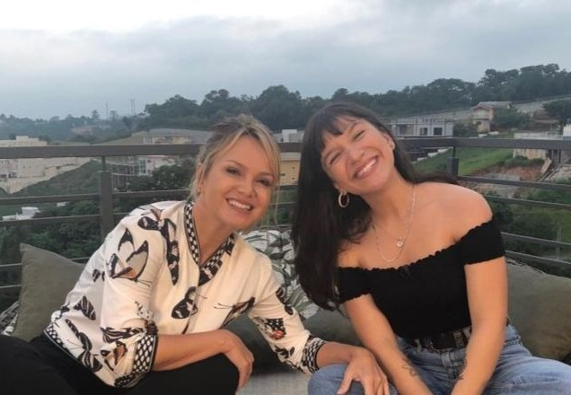 Eliana visita Priscilla Alcântara para entrevista exclusiva neste domingo