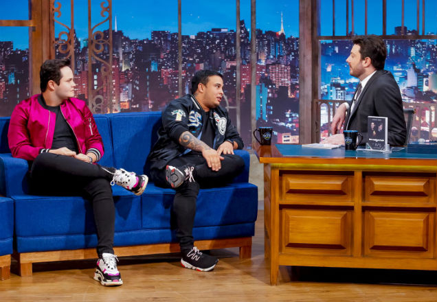 Matheus e Kauan conversam com Danilo no The Noite de quinta