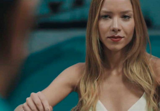 Najila Trindade confirma que deu facada no ex-marido