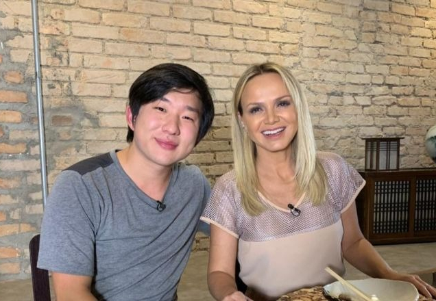Eliana convida Pyong Lee para "Cardápio Surpresa" especial neste domingo