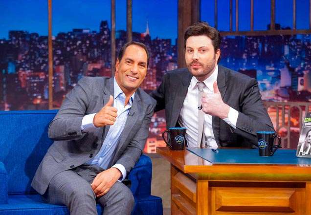 Danilo Gentili recebe o ex-jogador Edmundo no The Noite de hoje