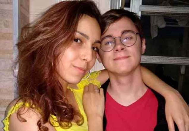 Isabela Tibcherani mostra intimidade com Rafael Miguel e faz homenagem