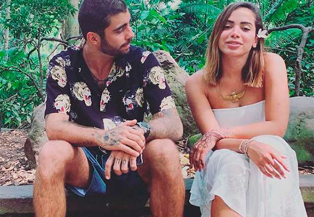 Pedro Scooby escuta música de Anitta e se declara para a amada