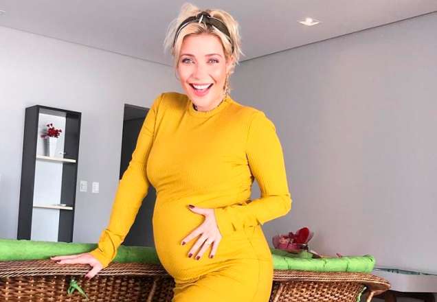 Luiza Possi faz chá de bebê com decoração fofíssima