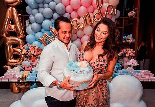 Thammy Miranda rebate críticas após anunciar paternidade
