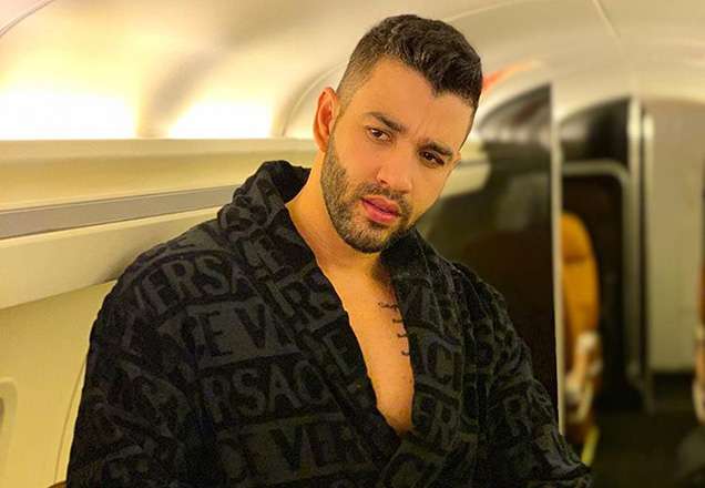 Gusttavo Lima é acusado de machismo após pedir bebida durante show