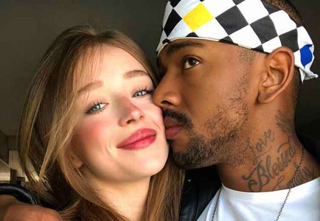 Nego do Borel pede Duda Reis em casamento durante viagem para Portugal