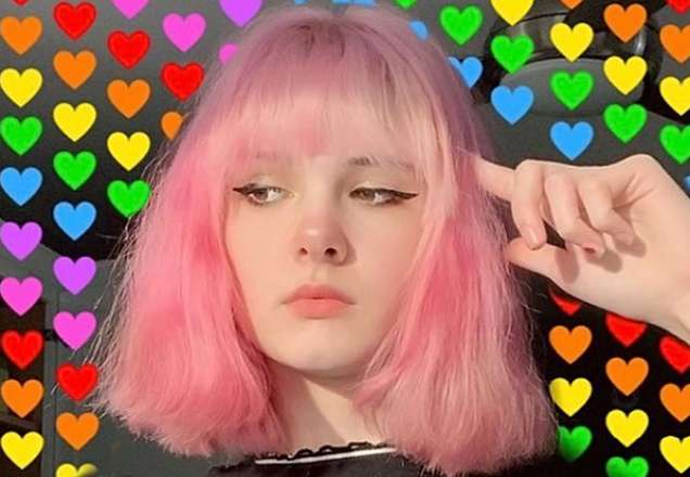 Namorado mata digital influencer teen e posta a foto do corpo na internet