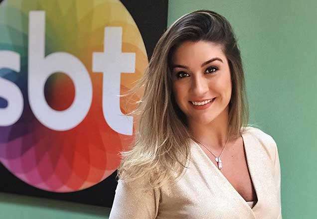 Kallyna Sabino ganhou o título de repórter gata do SBT