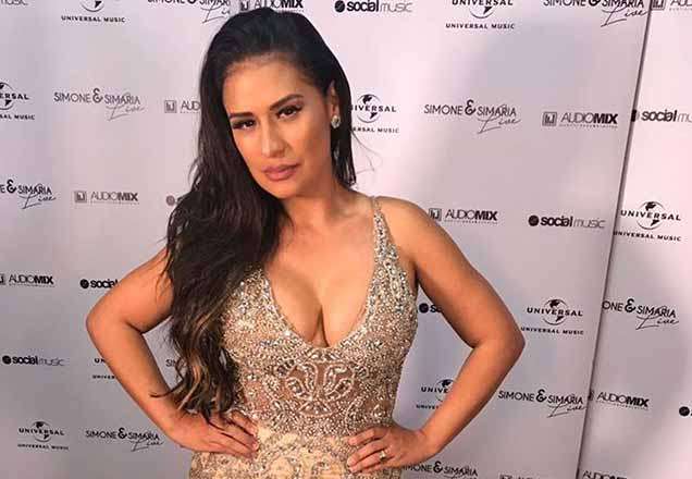 Simone tenta limpar a casa e acaba machucada