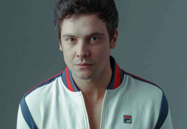 Sucesso de Sergio Guizé gera ciumeira no elenco de "A Dona do Pedaço"