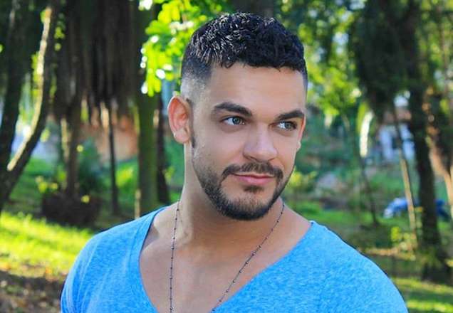 Caique Aguiar é filho de Carlinhos aguiar