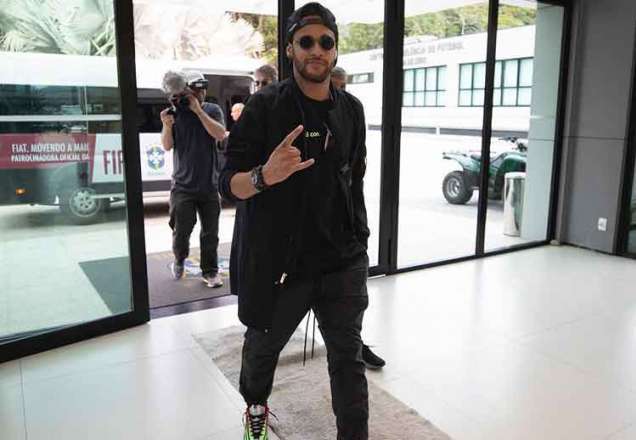 Neymar se pronuncia sobre fim do caso Najila: "Aliviado"