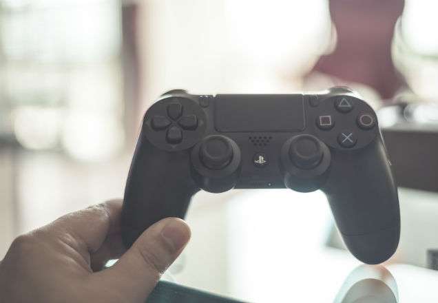 Jogos para PS4 e Xbox One são vendidos com descontos que chegam a 80%