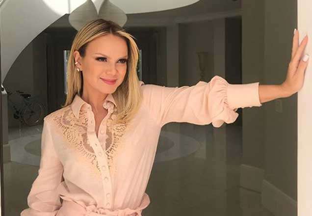 Eliana comemora 2 anos de Manu com festa encantadora