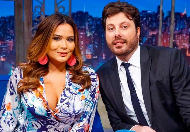 Geisy Arruda é a entrevistada desta terça no The Noite com Danilo Gentili