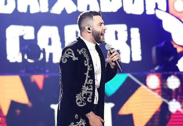 Sertanejo Gusttavo Lima explica confusão em show após juntar área VIP e povão