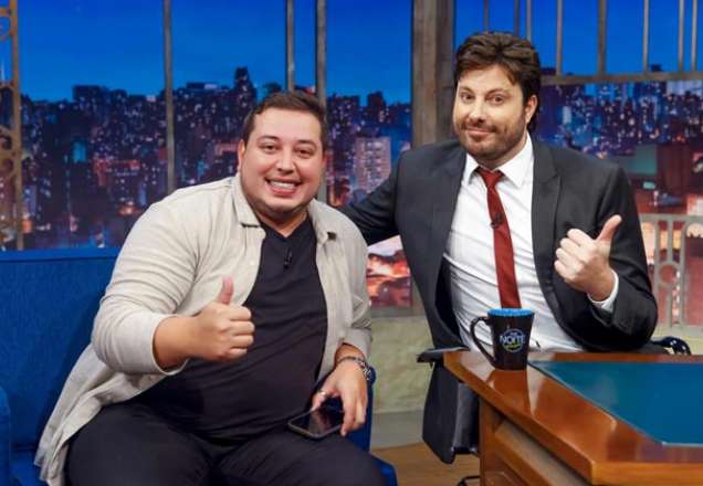 Danilo Gentili conversa com Renan da Resenha nesta sexta-feira