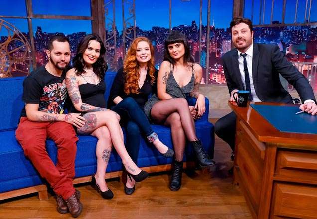 Danilo Gentili explora o universo das camgirls e camboys no The Noite desta terça-feira