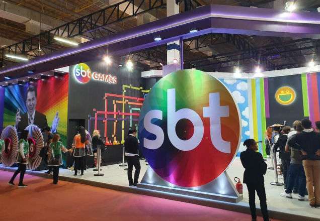 Estande do SBT Games faz sucesso na estreia da BGS