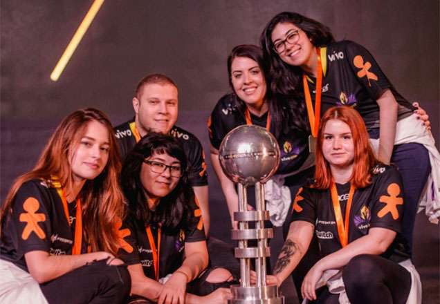 Vivo Keyd vence Team One no CS:GO e levanta a taça na categoria feminina na Brasil Game Show