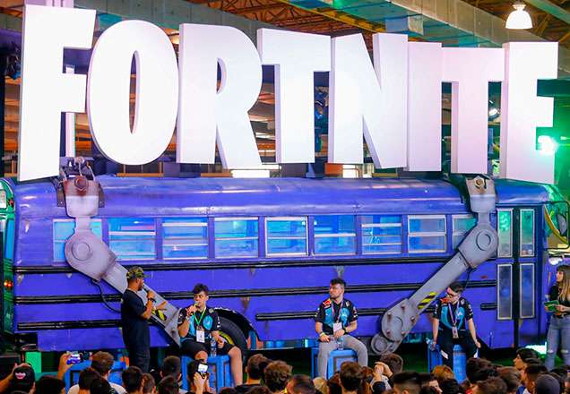 Cloud9 leva o estande da Fortnite à loucura na Brasil Game Show