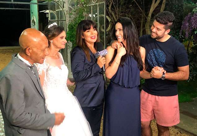 Senhora realiza o sonho de se vestir de noiva pela primeira vez