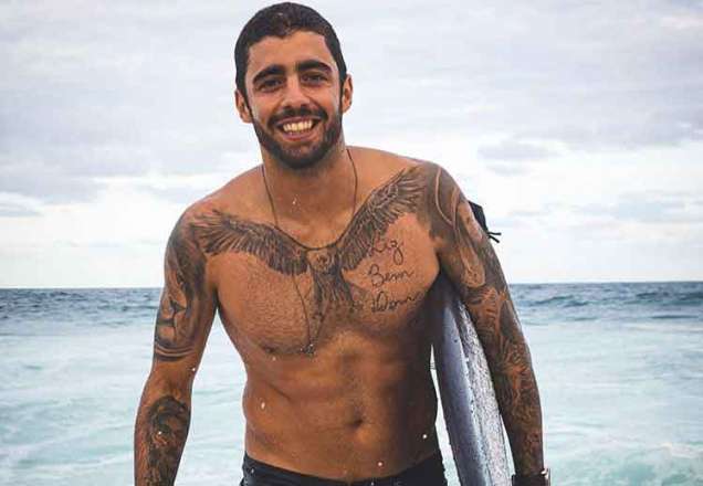 Pedro Scooby sofre acidente e quase morre surfando