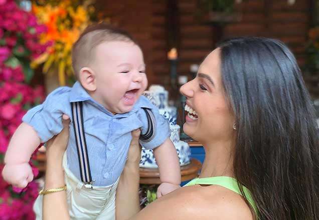 Isis Valverde mostra festa de aniversário de um ano do filho