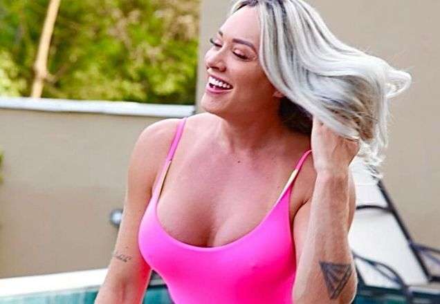 Solteiríssima, Juju Salimeni apaga tatuagem feita para o ex-marido