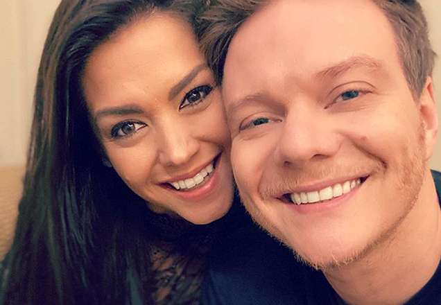 Thais Fersoza e Michel Teló vestem a família igual conquistam a web